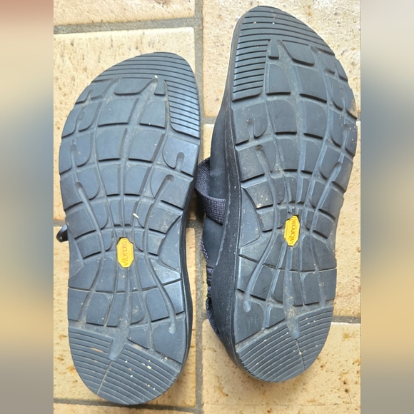 Chaco gorgeous black leather "Vibrum" sandle slide work clog sz7.5 - Picture 6 of 6